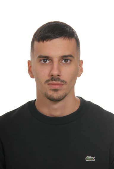 Noa B., founder of VLX